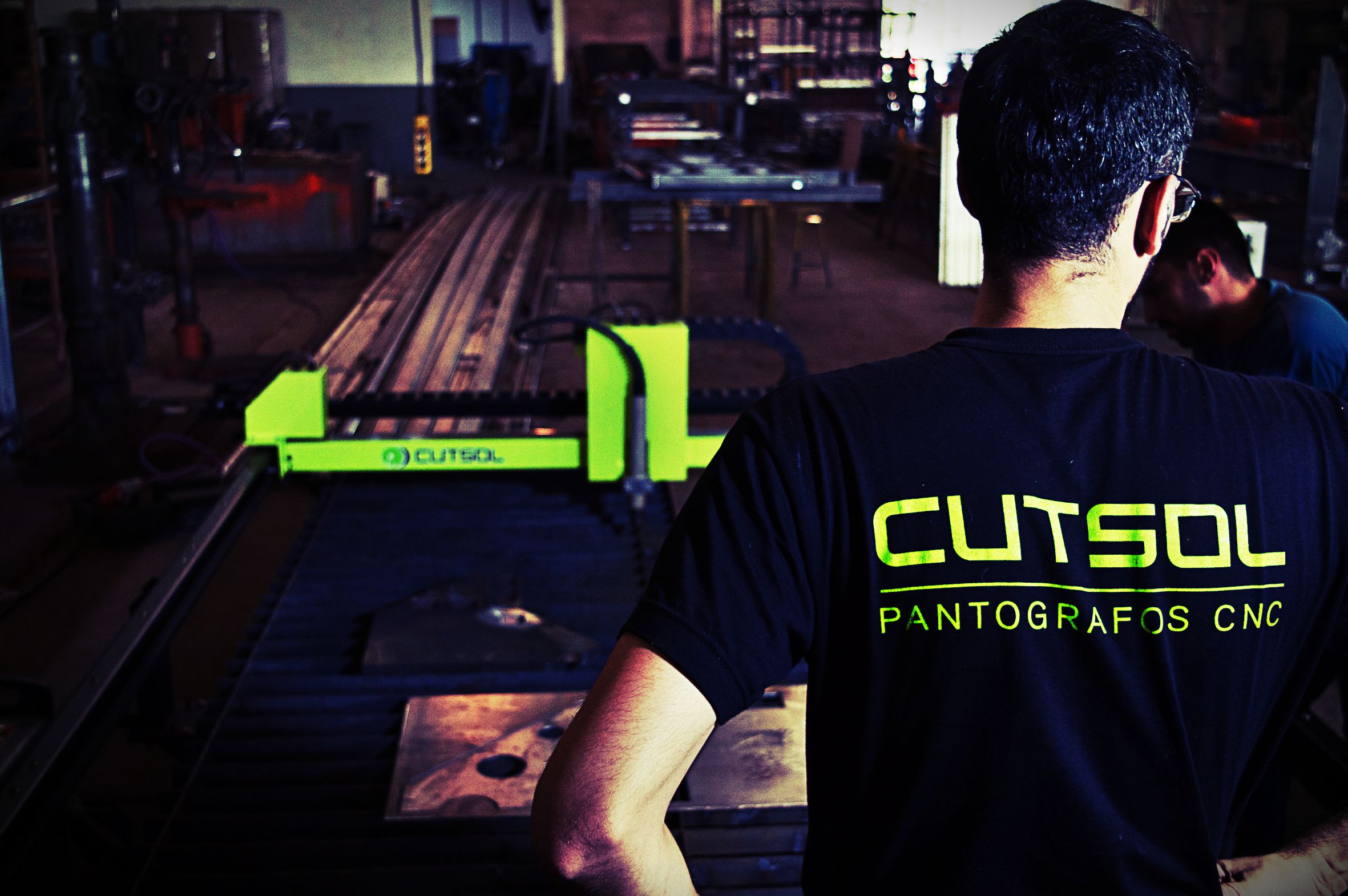 CUTSOL Pantografo CNC de corte plasma